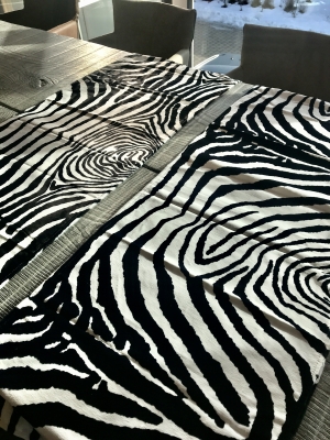 Tischläufer Zebra